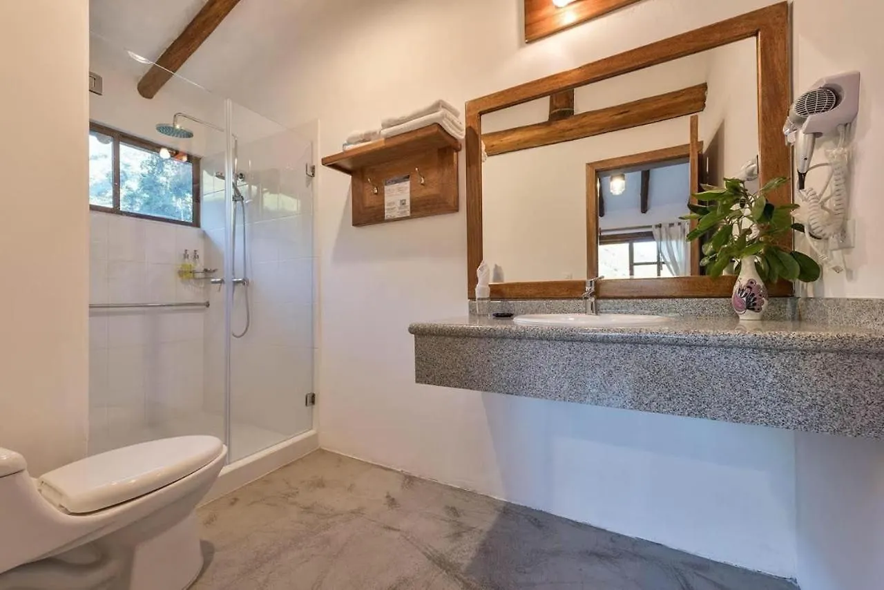 Alojamento de Turismo Selvagem Casa Ilayaku Vila Quito